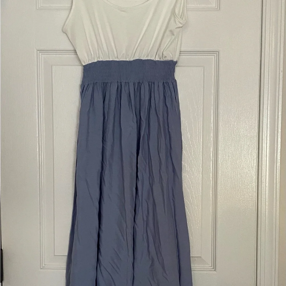 NWT Cupshe Blue & White Ruffled Scoop Neck         A-Line Dress Size XS - Picture 6 of 8